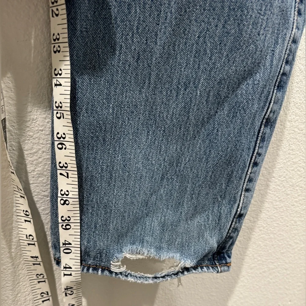 Levi’s 501 Straight Original Men’s Button Fly Heavily Distressed Blue Jeans 38
